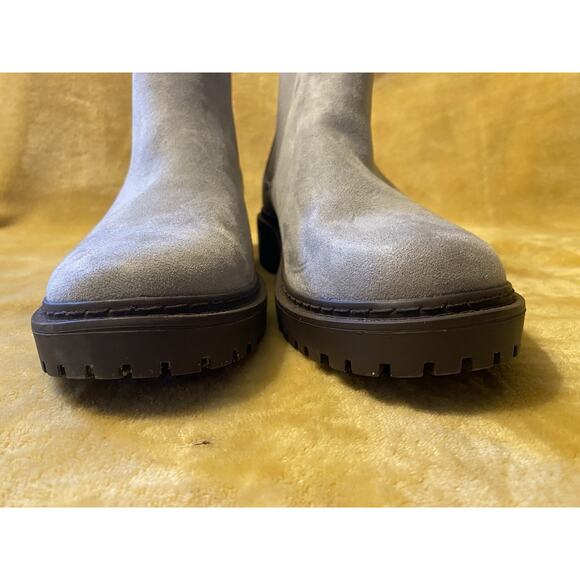 JF JUST FAB Womens “Nolan” Chelsea Bootie Gray Suede Like Size 6.5 NWOB Chunky - Picture 13 of 15